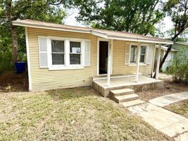 featured image of 515 Lincolnshire Dr