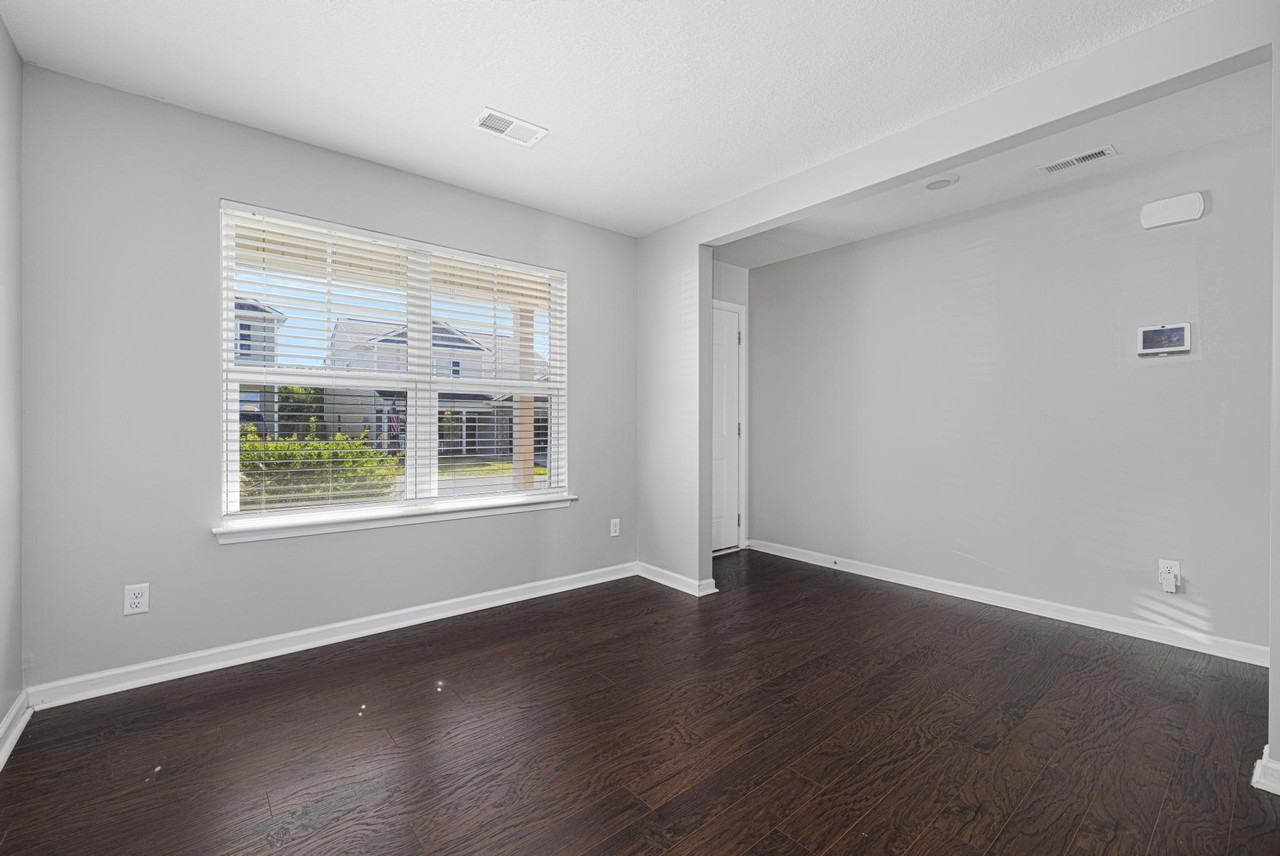 1124 Tay Sta #1 - Photo 5 of 41