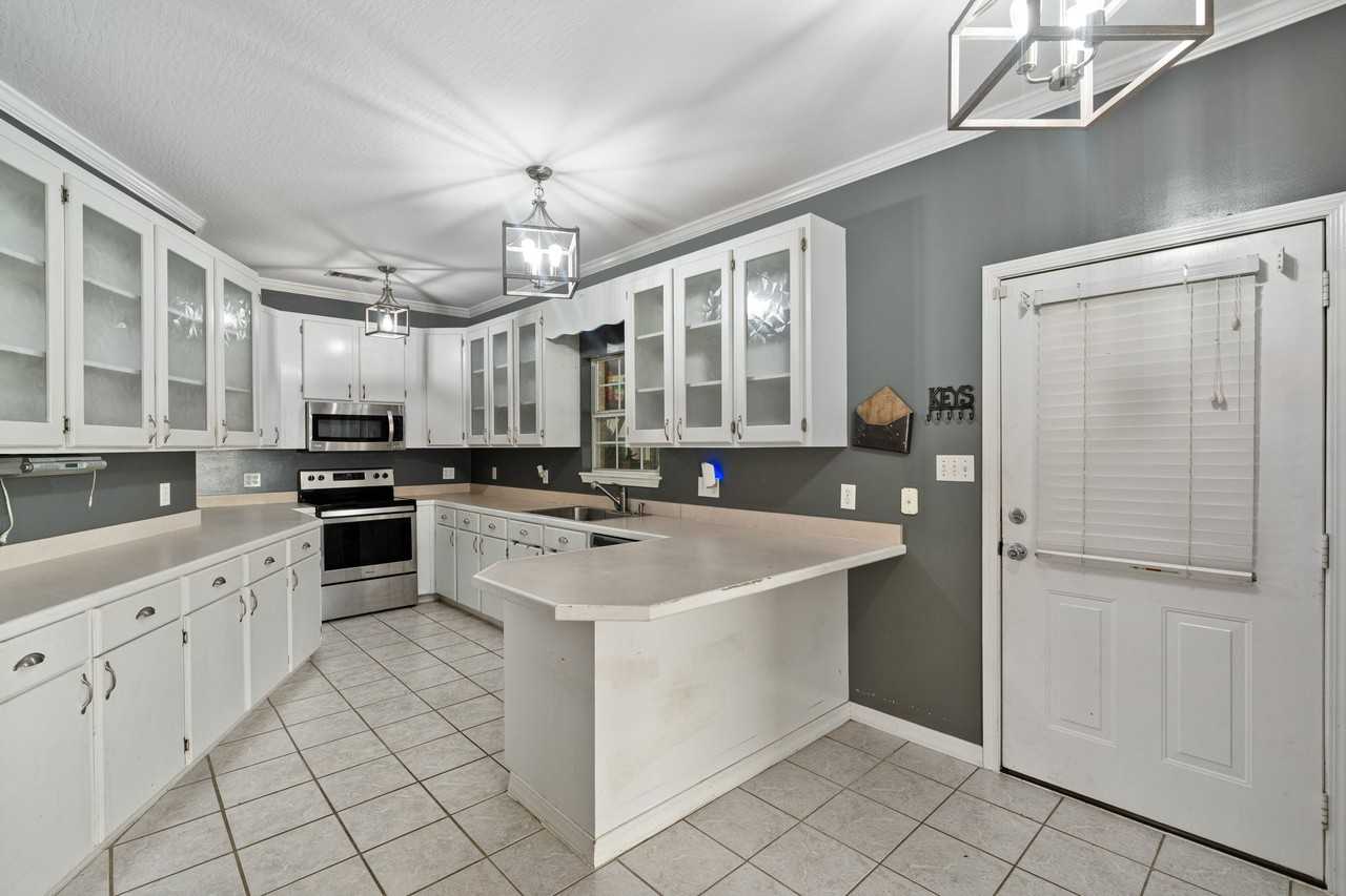 330 Boggy Hollow Rd #1 - Photo 7 of 40