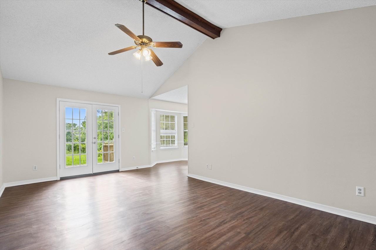 2835 Old Dutch Ct #1 - Photo 2 of 23