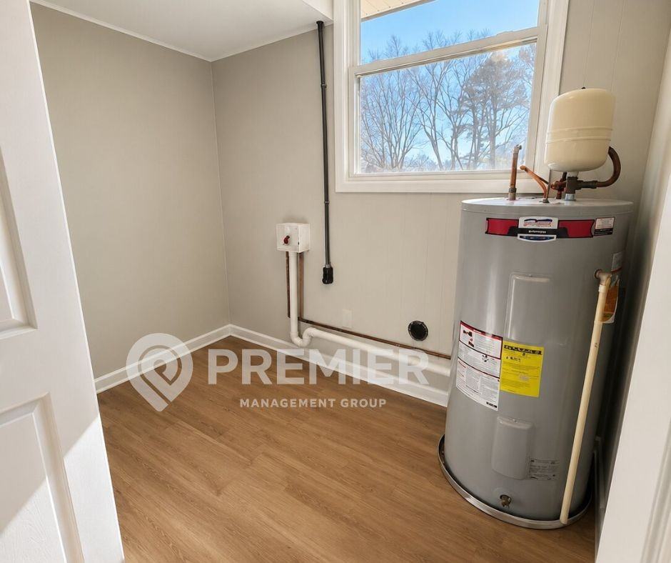 302 Malvin St #1 - Photo 7 of 19
