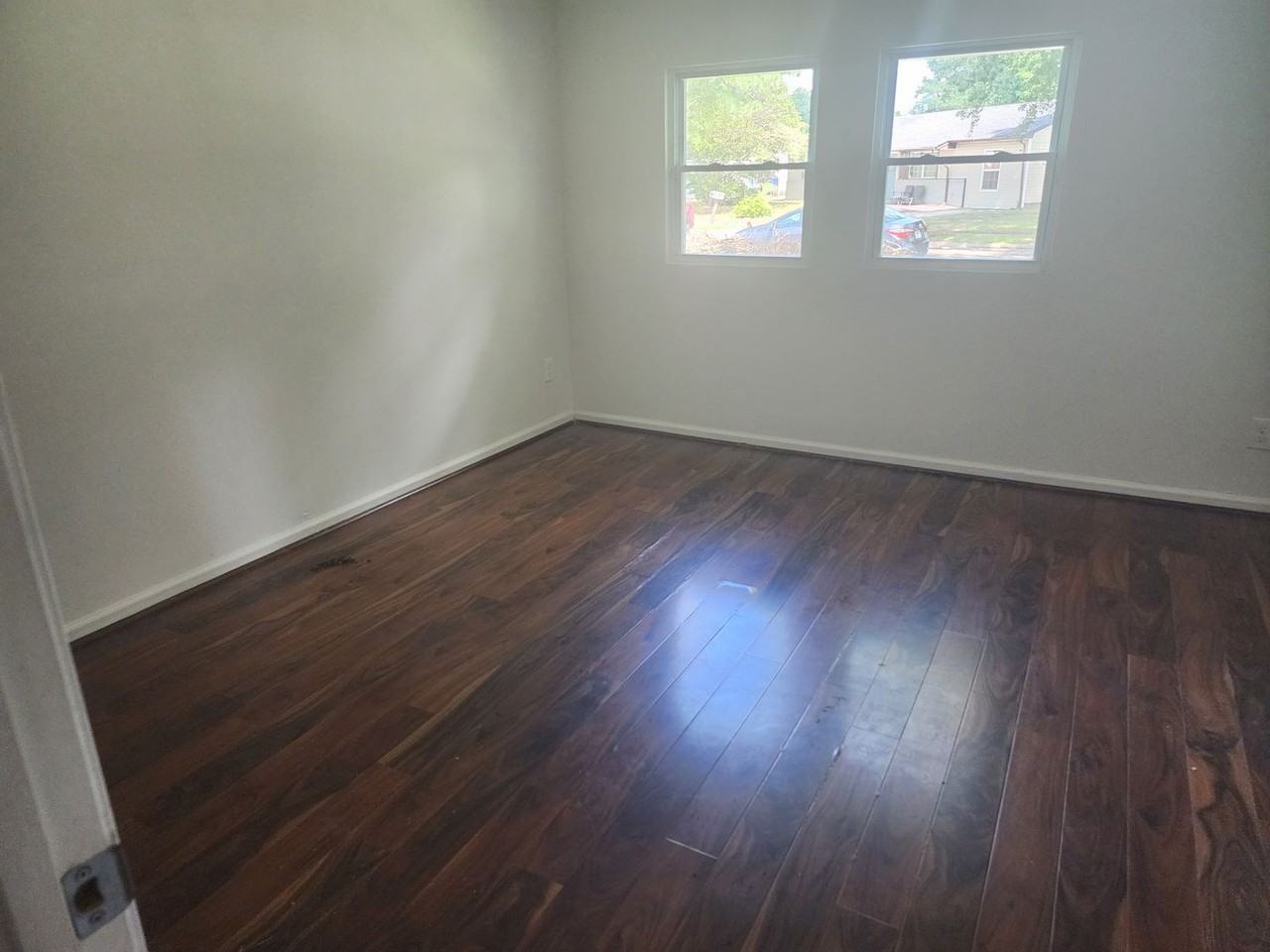 1285 Sir Kay Dr - Photo 3 of 17