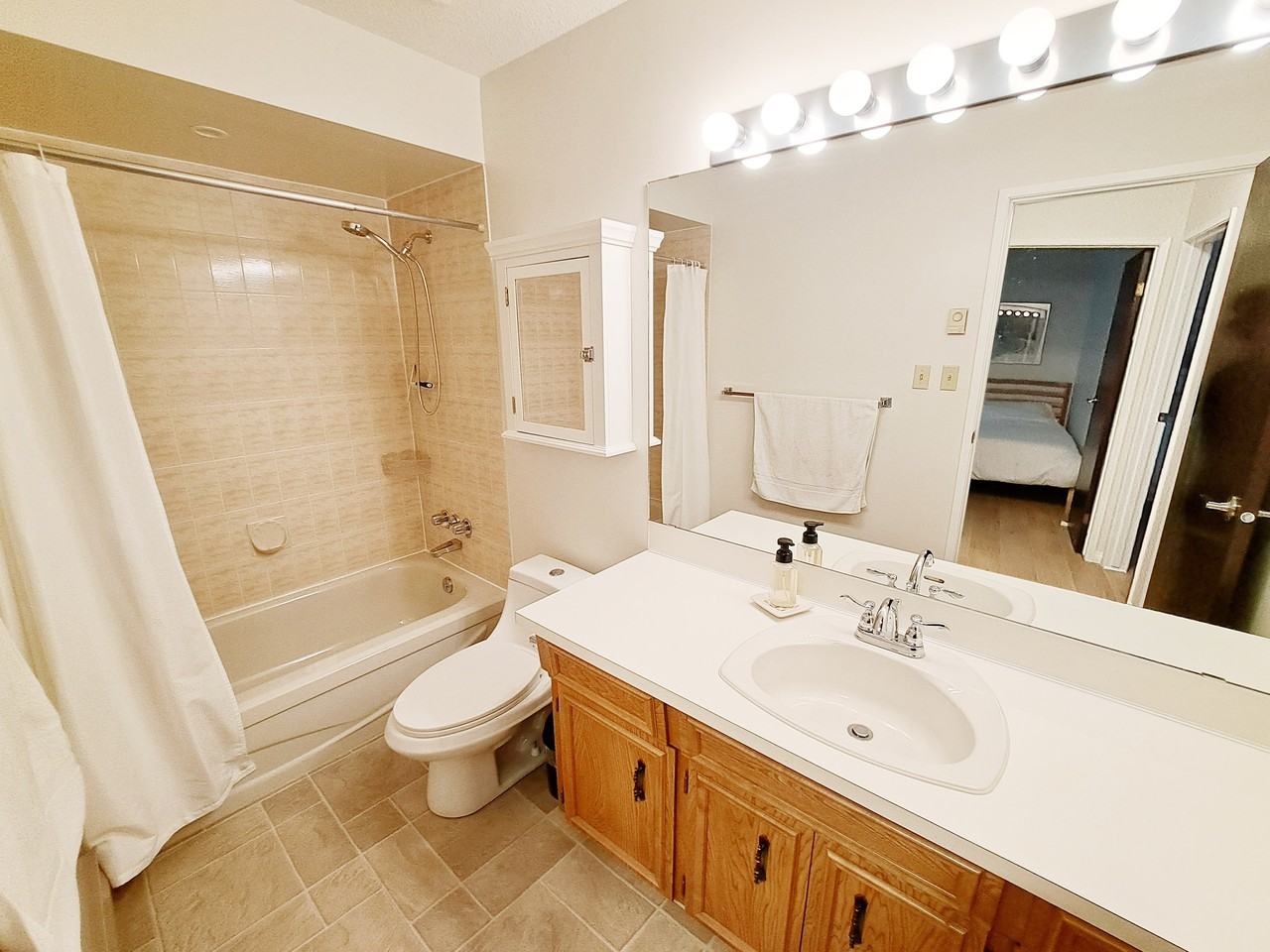 6380 Dakota Drive - Photo 5 of 17