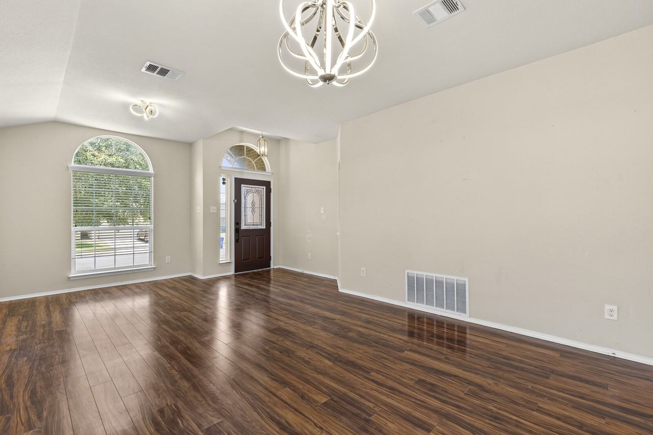 6725 Mundo Dr #1 - Photo 3 of 12