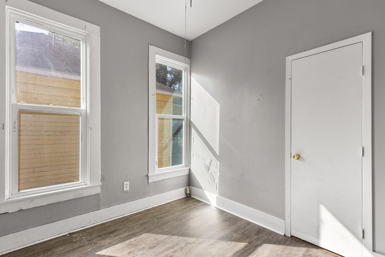 427 Sherman St #1 - Photo 7 of 13