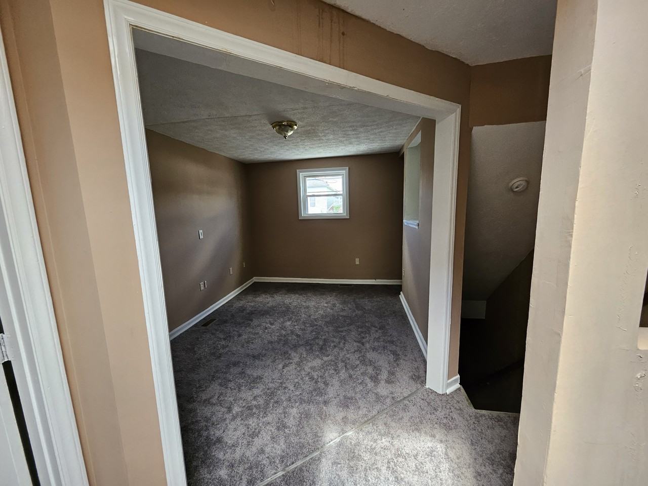 108 Carter St #1 - Photo 2 of 3
