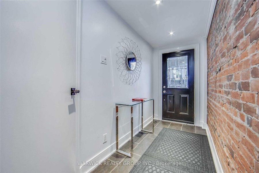 57 Bertmount Avenue - Photo 2 of 17