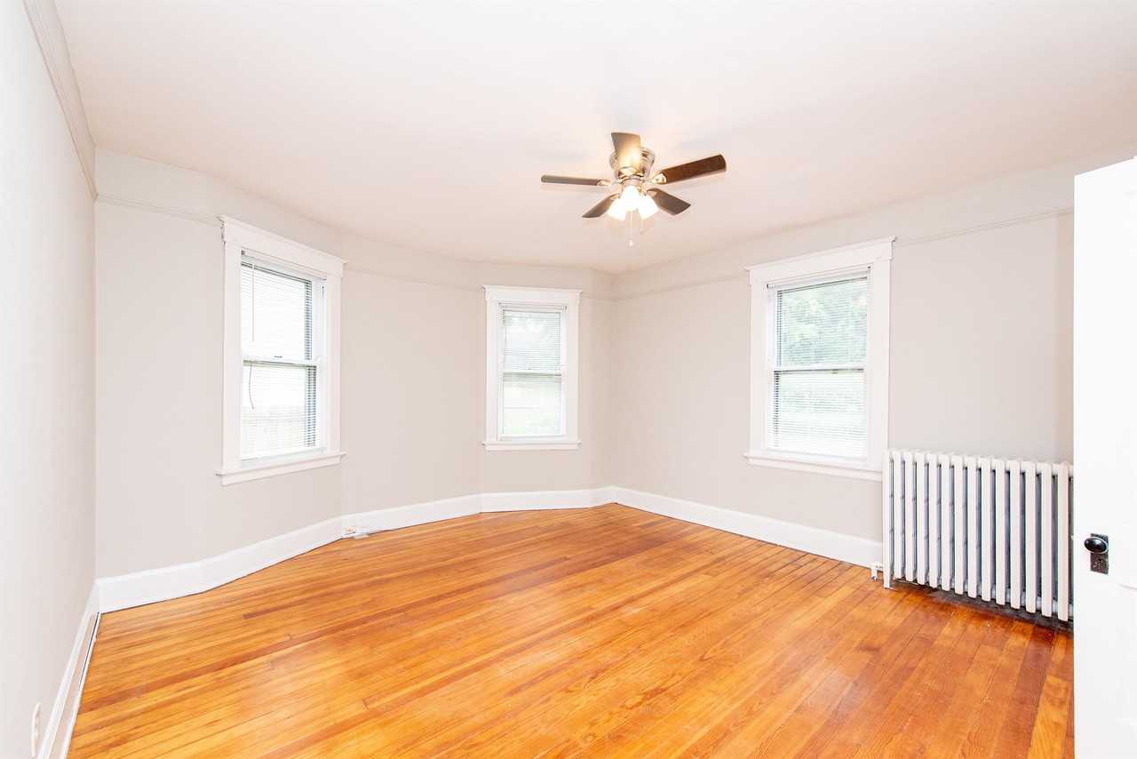 1749 Cleveland Ave #1 - Photo 3 of 10