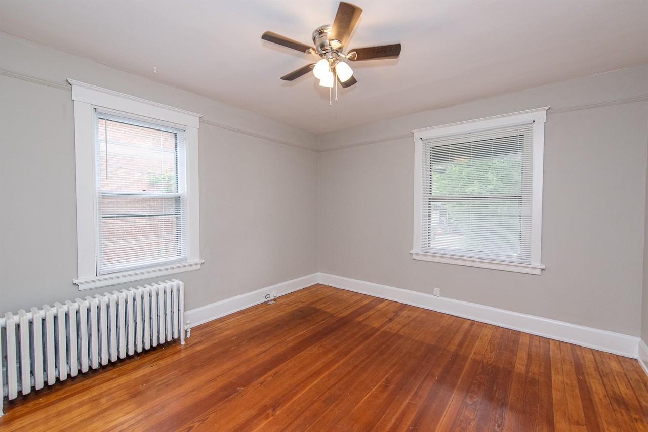 1749 Cleveland Ave #1 - Photo 4 of 10