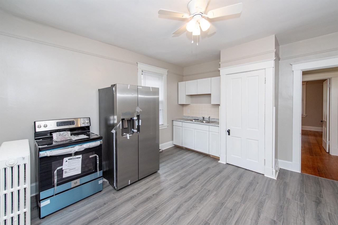 1749 Cleveland Ave #1 - Photo 6 of 10