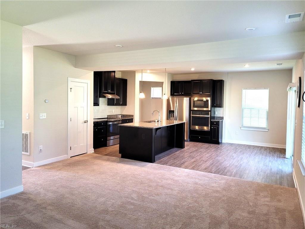 217 Victory Pl - Photo 5 of 14