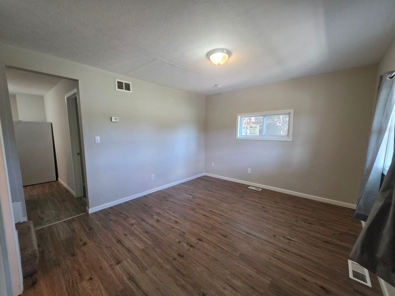 454 Kling St - Photo 4 of 24