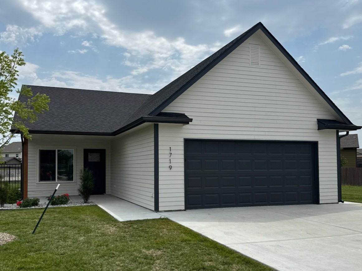 1719 E Jace Ct #1 - Photo 2 of 12