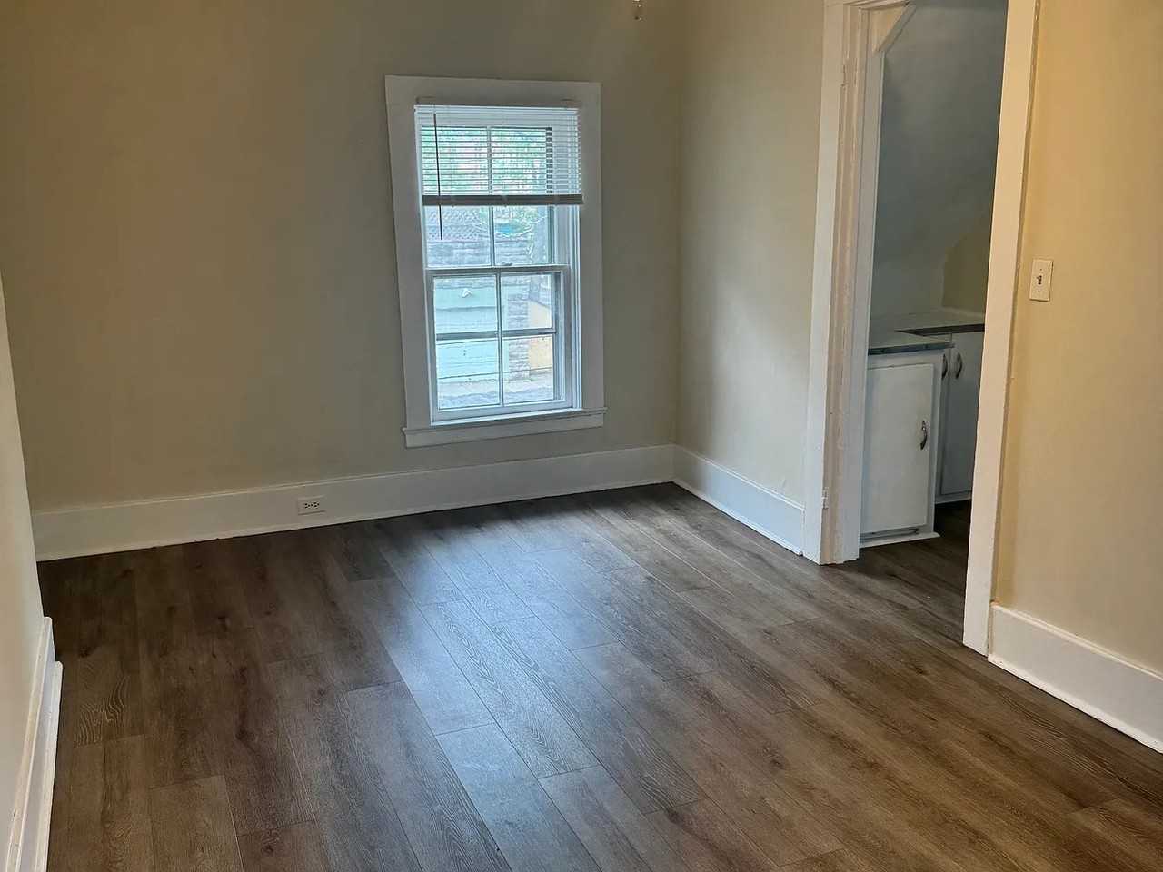 30 Boardman St #2 - Photo 5 of 9