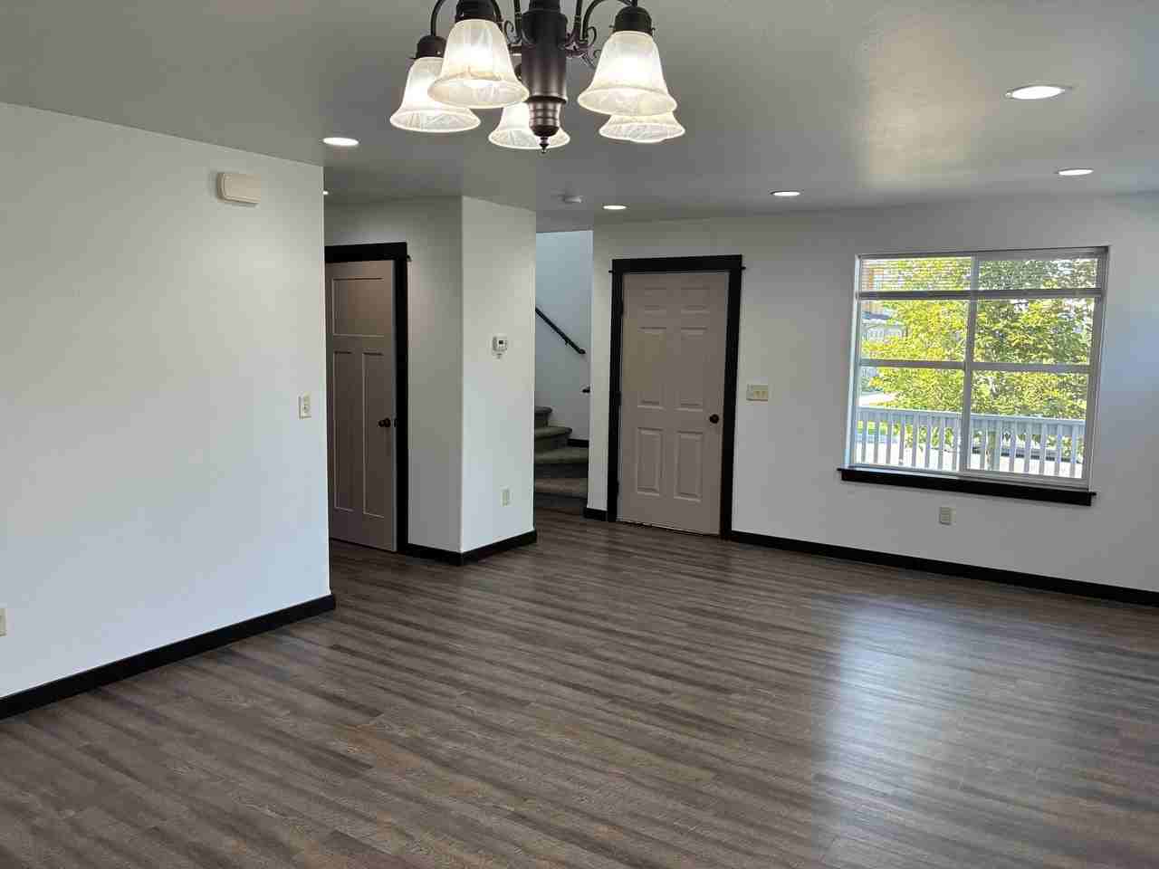 2286 Gallatin Green Blvd #E - Photo 2 of 28