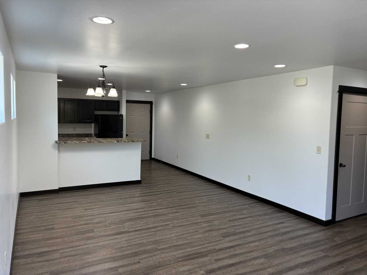 2286 Gallatin Green Blvd #E - Photo 4 of 28