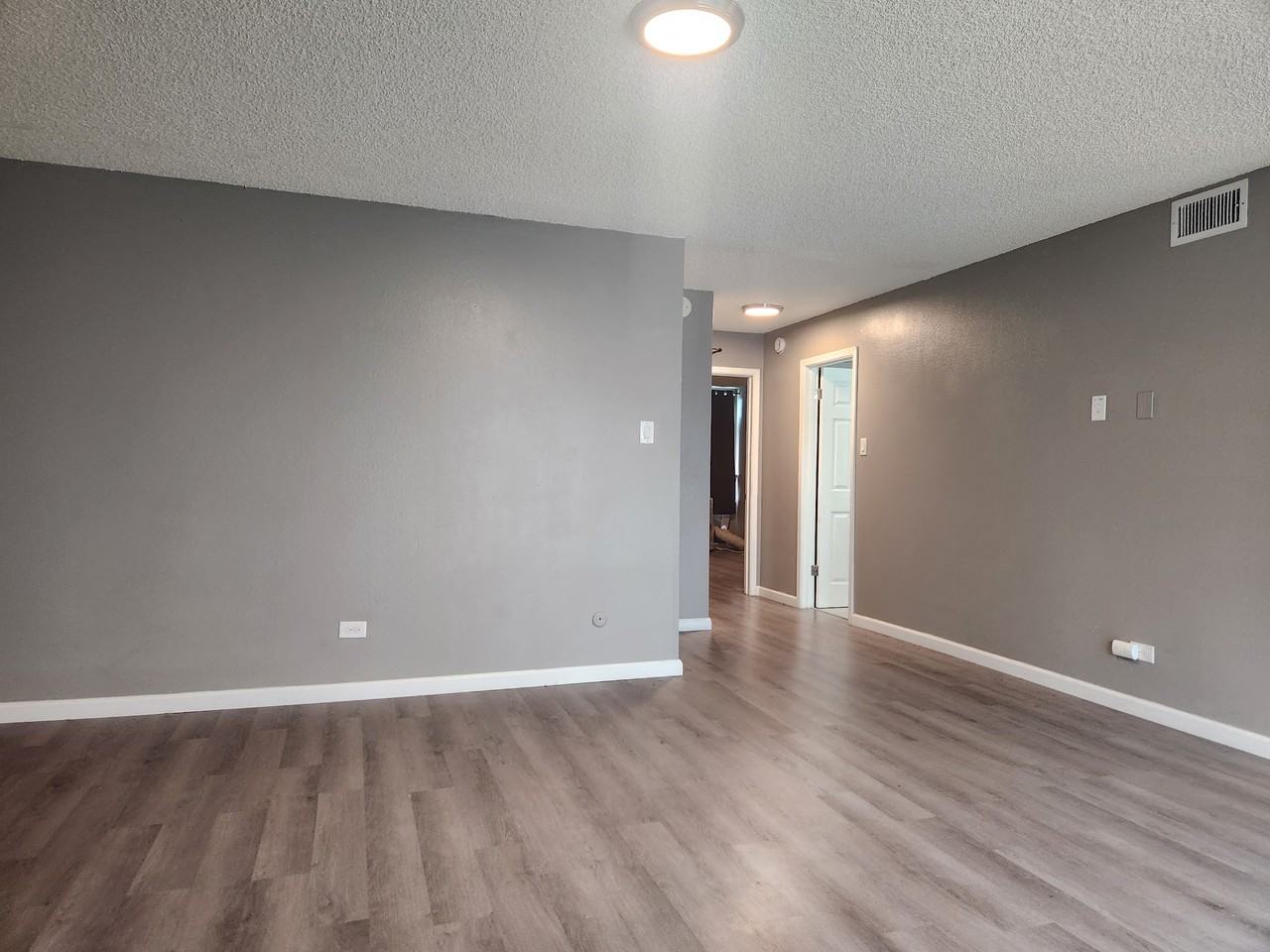 3339 S Monaco Street Pkwy #1 - Photo 5 of 22