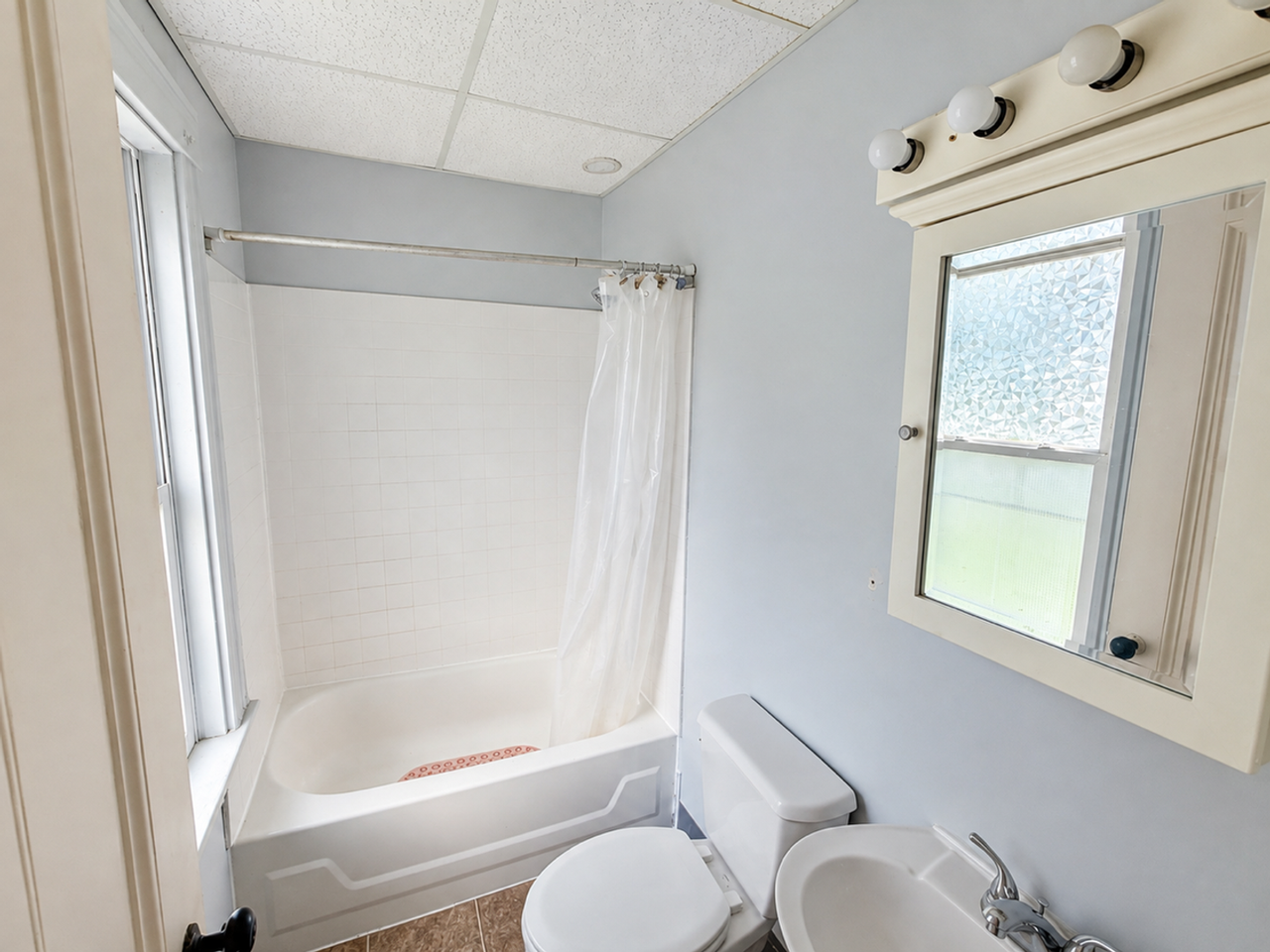 182 Grove Street - Photo 3 of 16