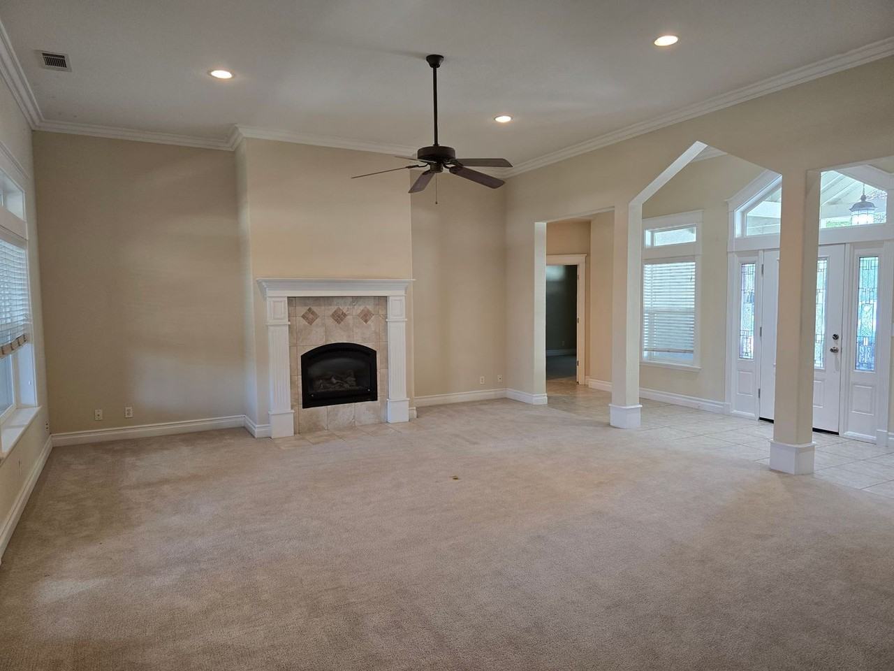 105 Sterling Oaks Dr - Photo 5 of 33