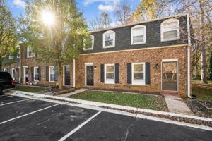 featured image of 300 E Mcpherson Dr