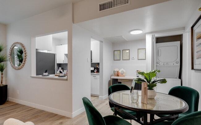 3117 N 7th Ave - Photo 2 of 34