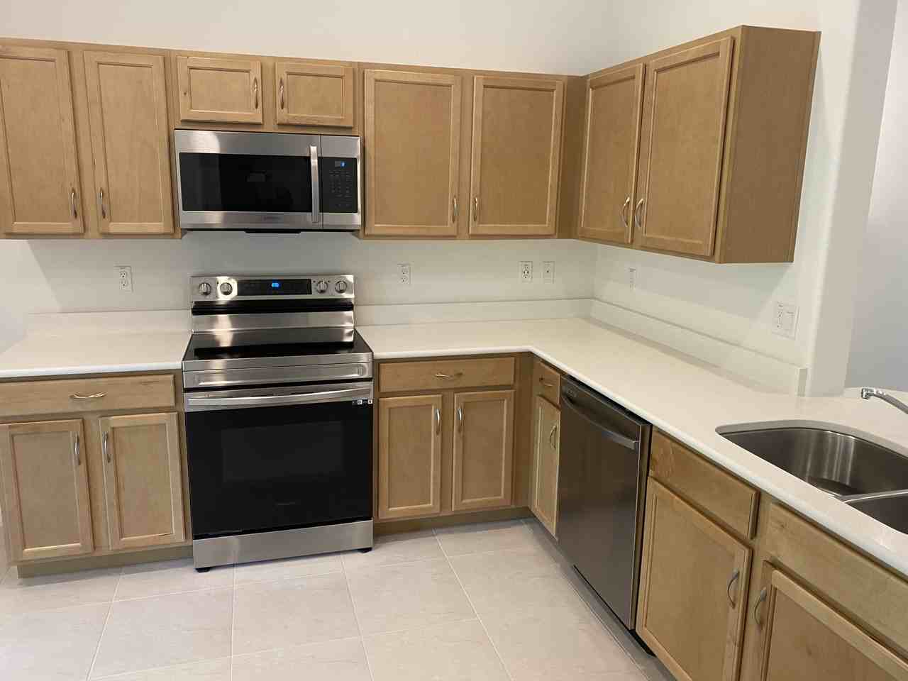 2 Ryapple Ln #A - Photo 2 of 5