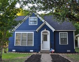 featured image of 114 Yates St #1