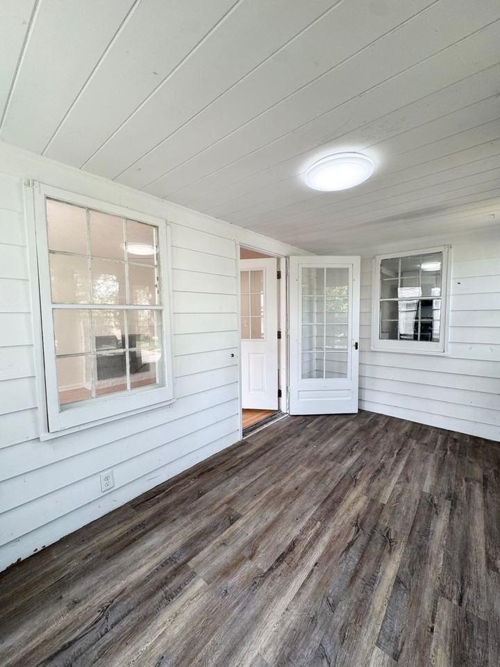 2034 N 49th St - Photo 5 of 15