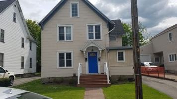 featured image of 224 E Commercial St