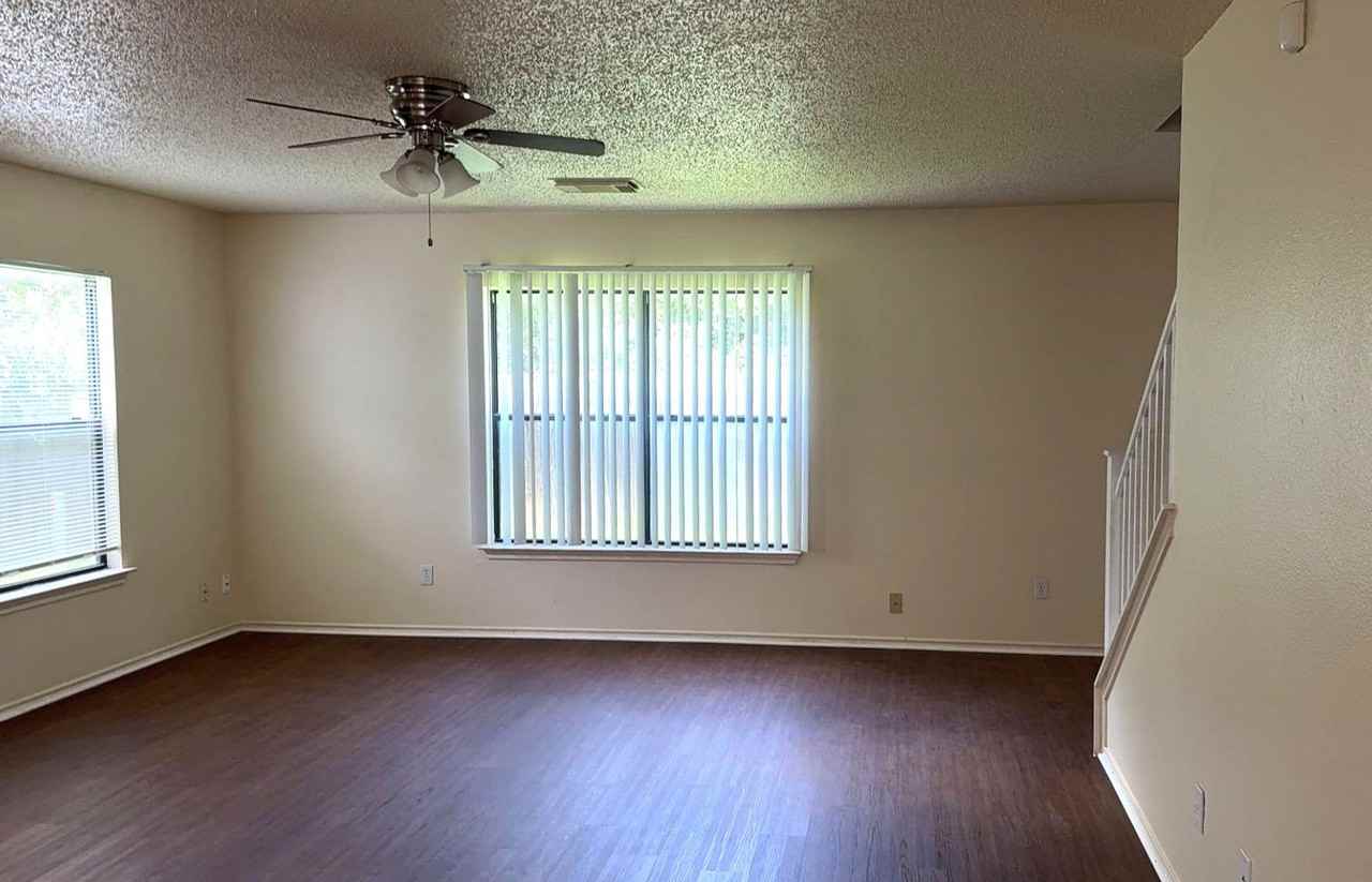 1319 Carmel Oaks - Photo 2 of 11