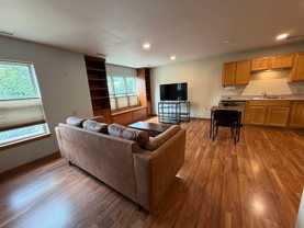 635 E Dayton St - Photo 1 of 1