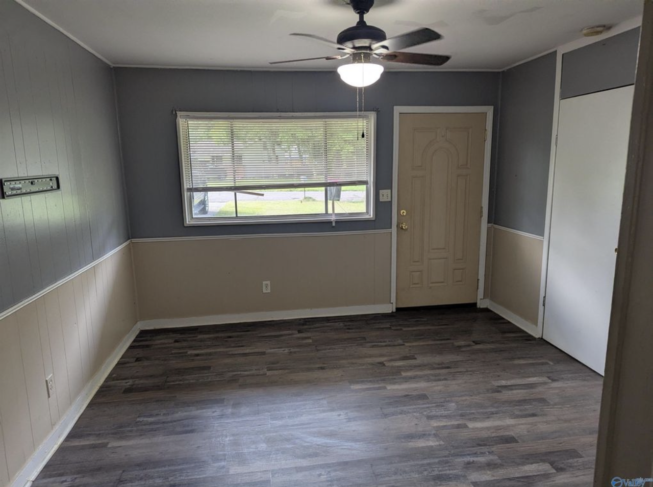 204 Carolyn Ln #1 - Photo 2 of 7