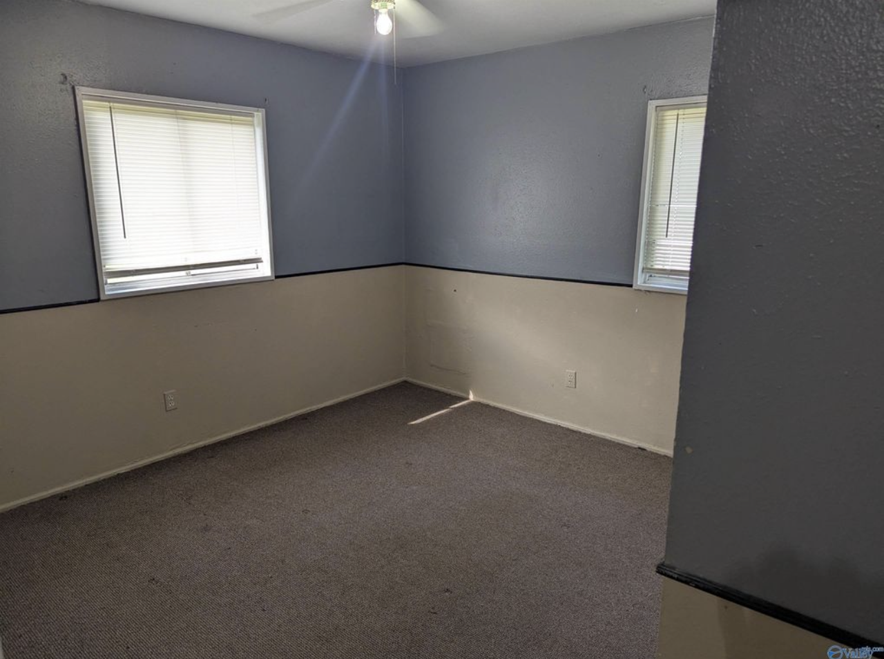 204 Carolyn Ln #1 - Photo 3 of 7
