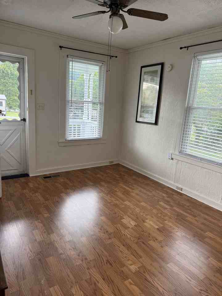 1146 Mountainview Rd #1 - Photo 3 of 22