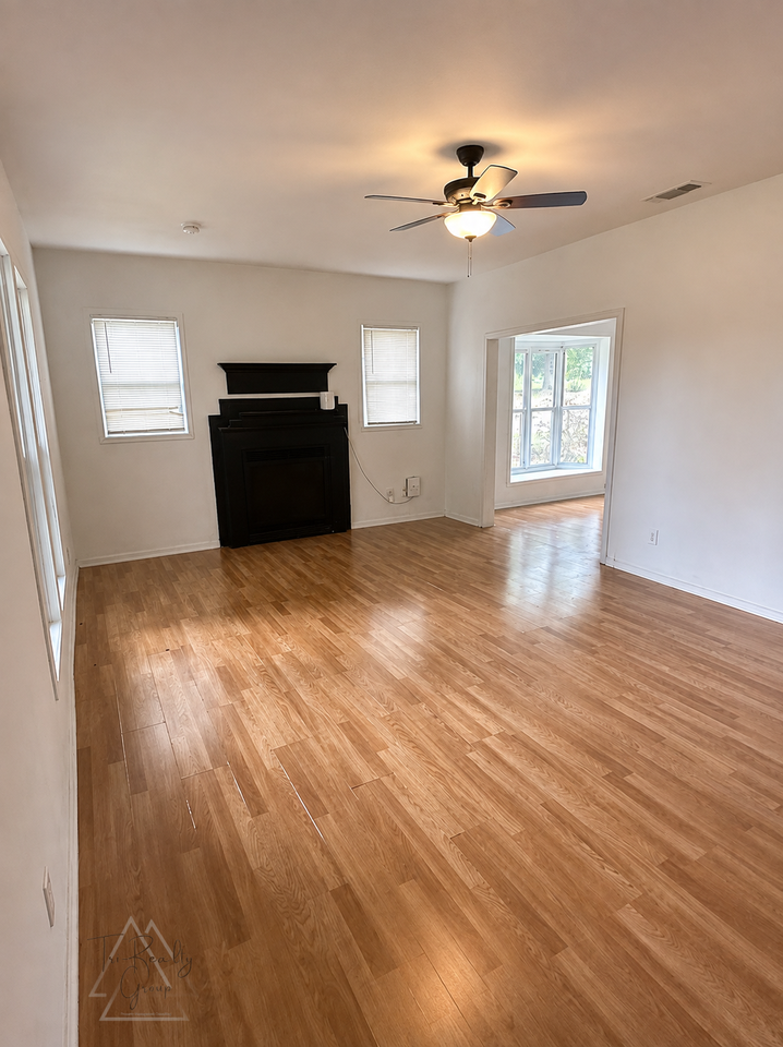 700 Cleveland St - Photo 3 of 15