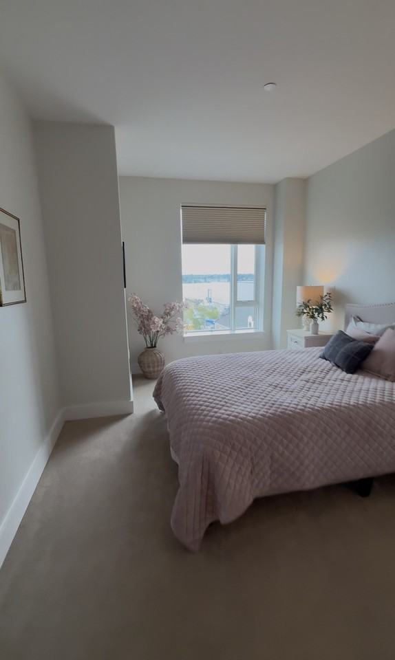 387 Commercial St #1 - Photo 5 of 10