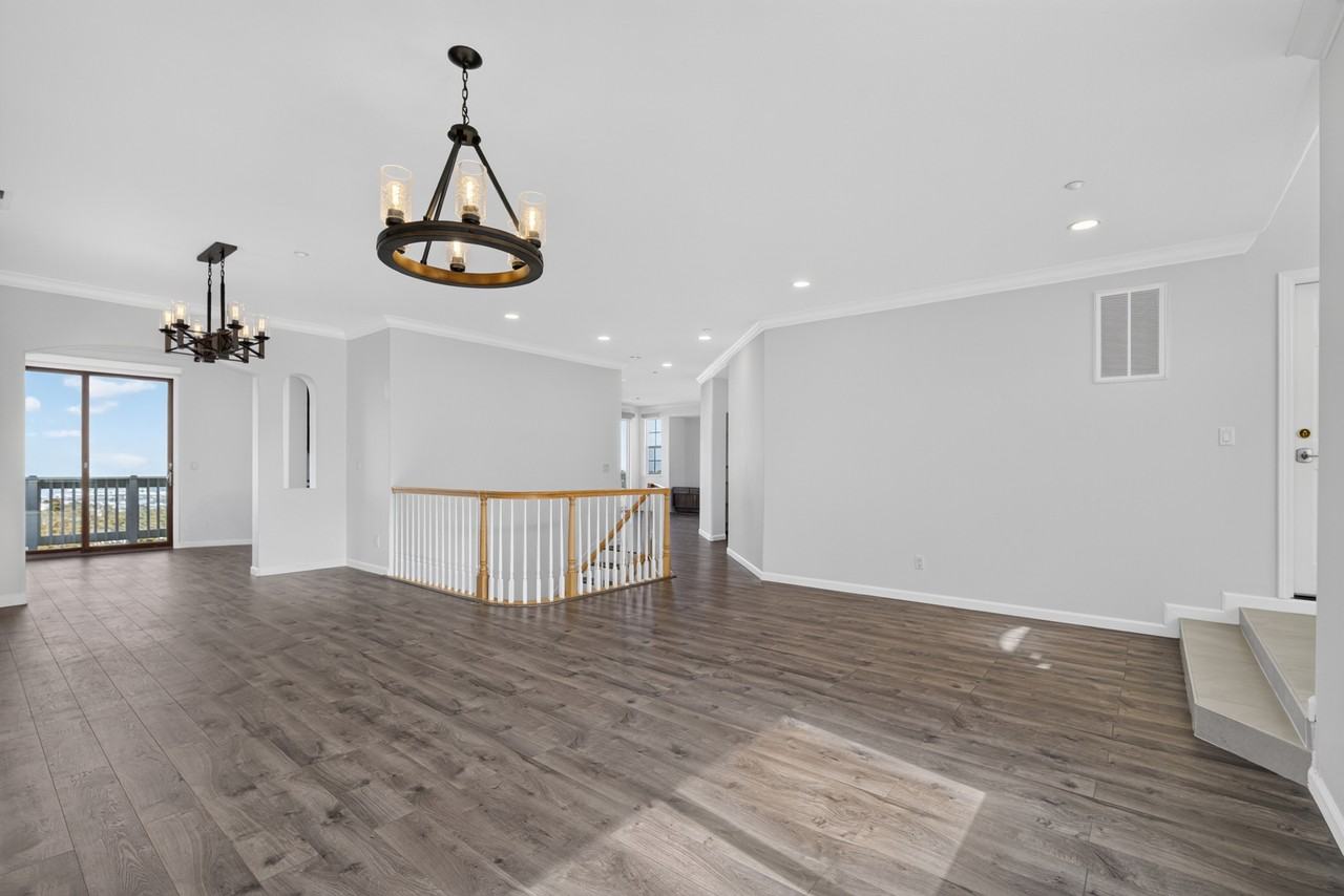 208 Goodwin Dr #1 - Photo 4 of 10