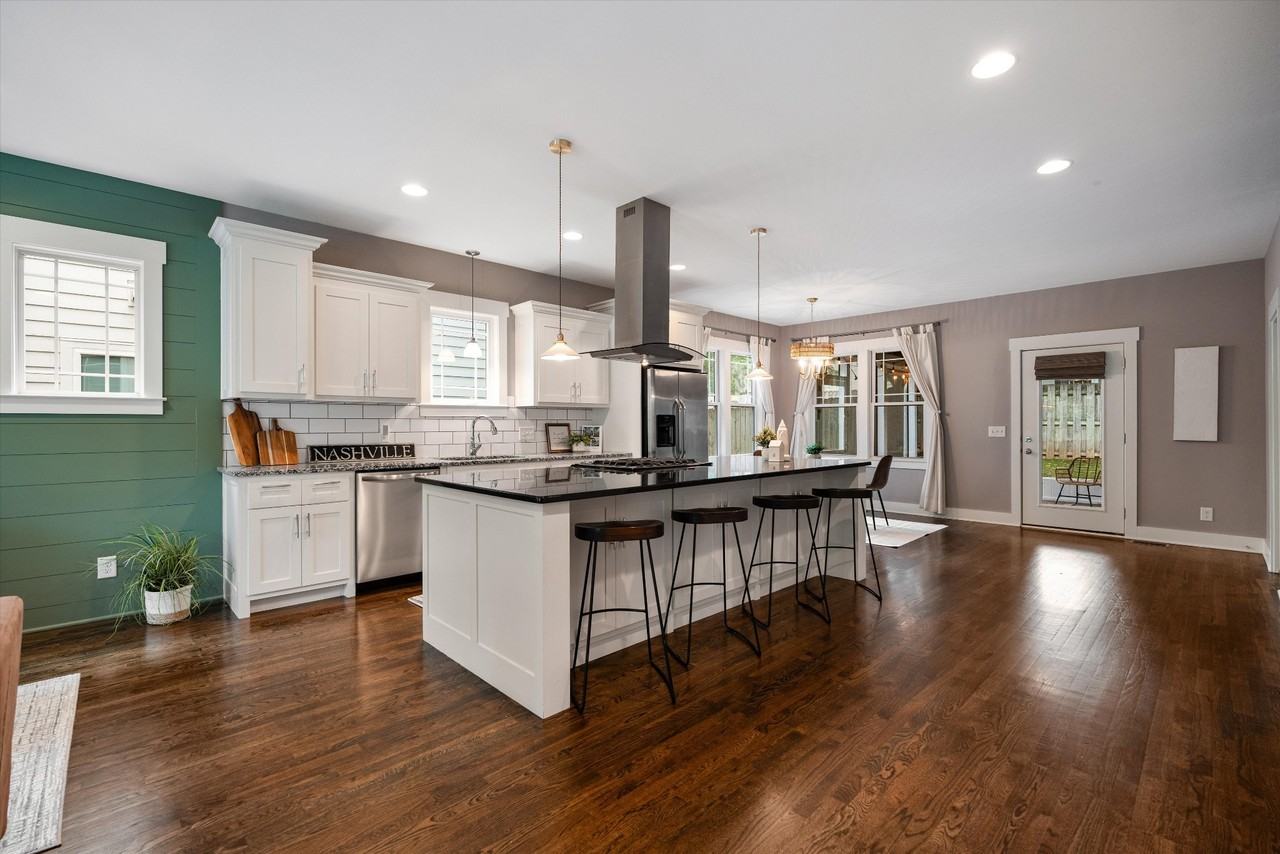 1315 Greenland Ave #1 - Photo 6 of 23
