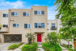 featured image of 1352 24th St