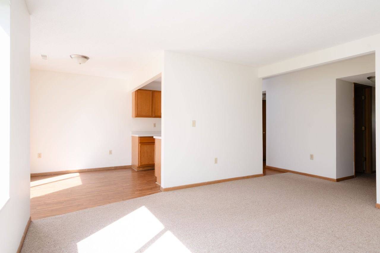 Brookstone Townhomes - Photo 5 of 13