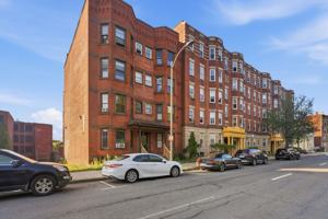 featured image of 456 Maple St