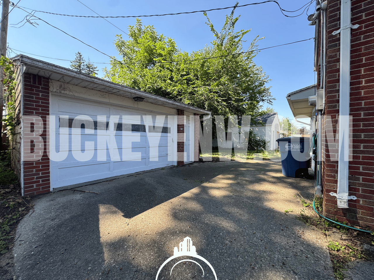 2653 Letchworth Pkwy - Photo 3 of 24