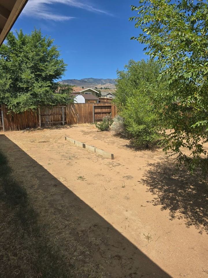 936 Azurite Ln - Photo 3 of 14