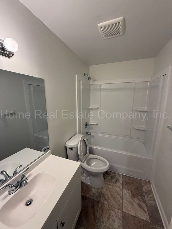 646 Mulberry St - Photo 5 of 5