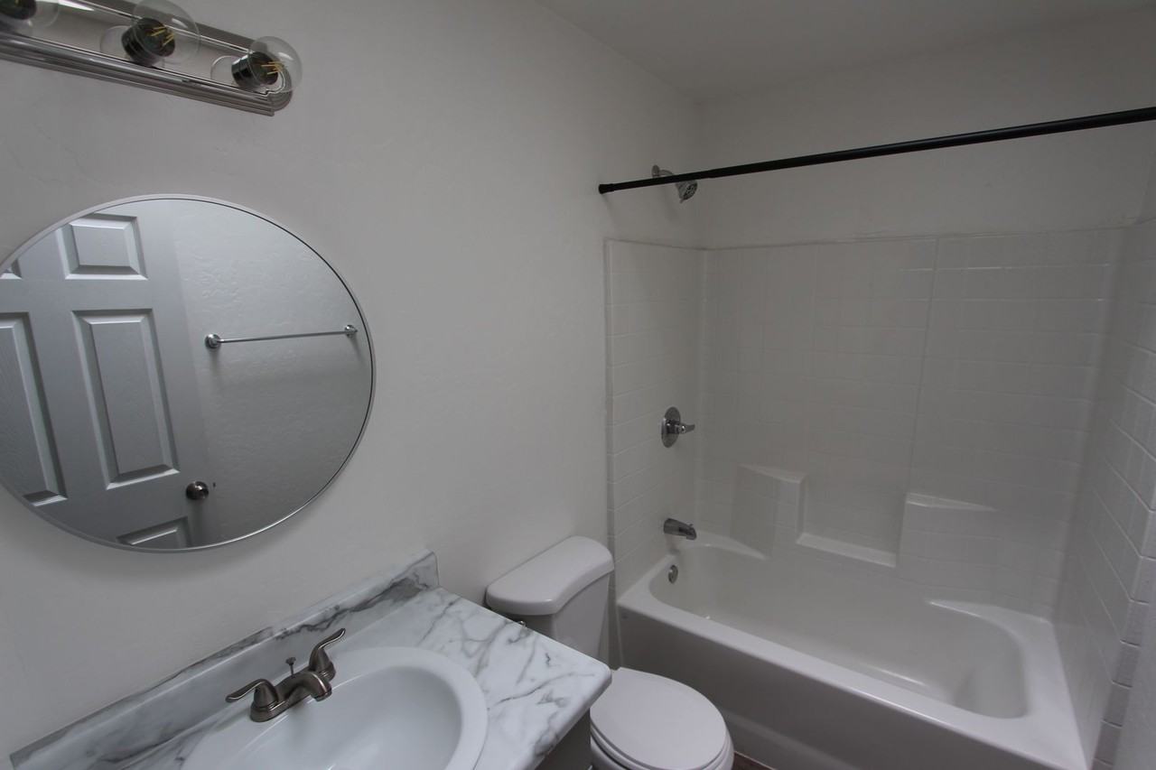 1621 N Center St #2 - Photo 2 of 22