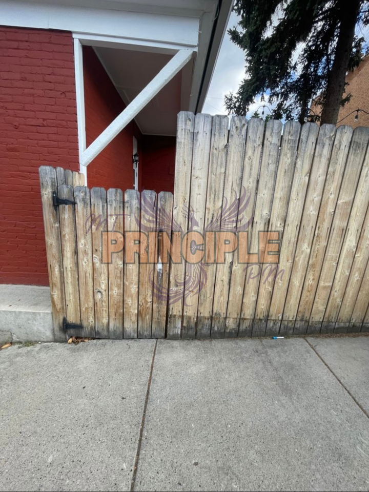 327 N Alabama St - Photo 4 of 48