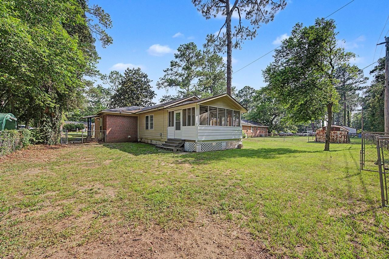 1925 W Whitney Ave - Photo 2 of 21