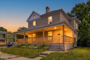 featured image of 2728 E 4th St