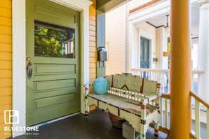 featured image of 2322 Nw Kearney St