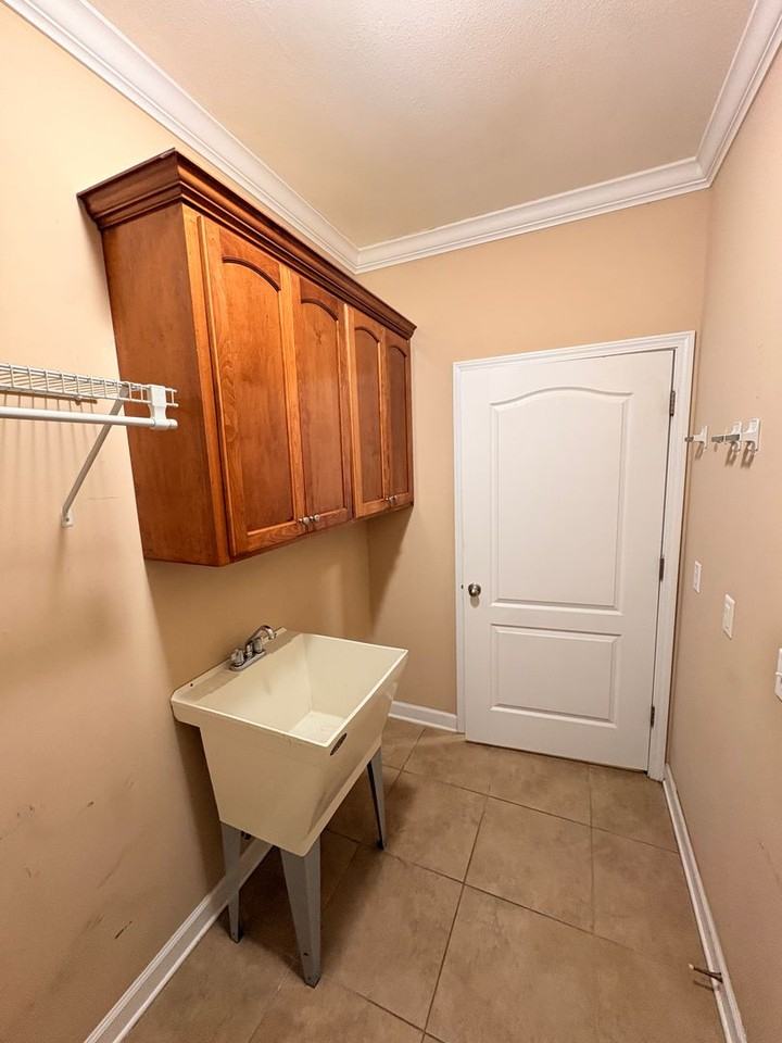 102 Timber Hill Ct - Photo 7 of 17